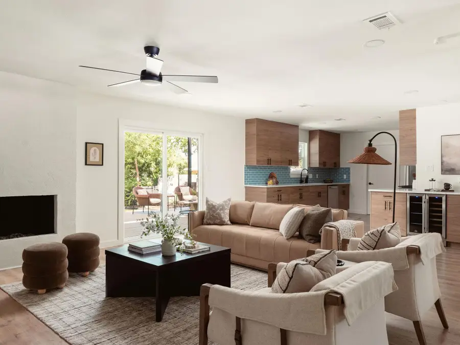 3009 Val Dr, Austin, TX 78723 - #2