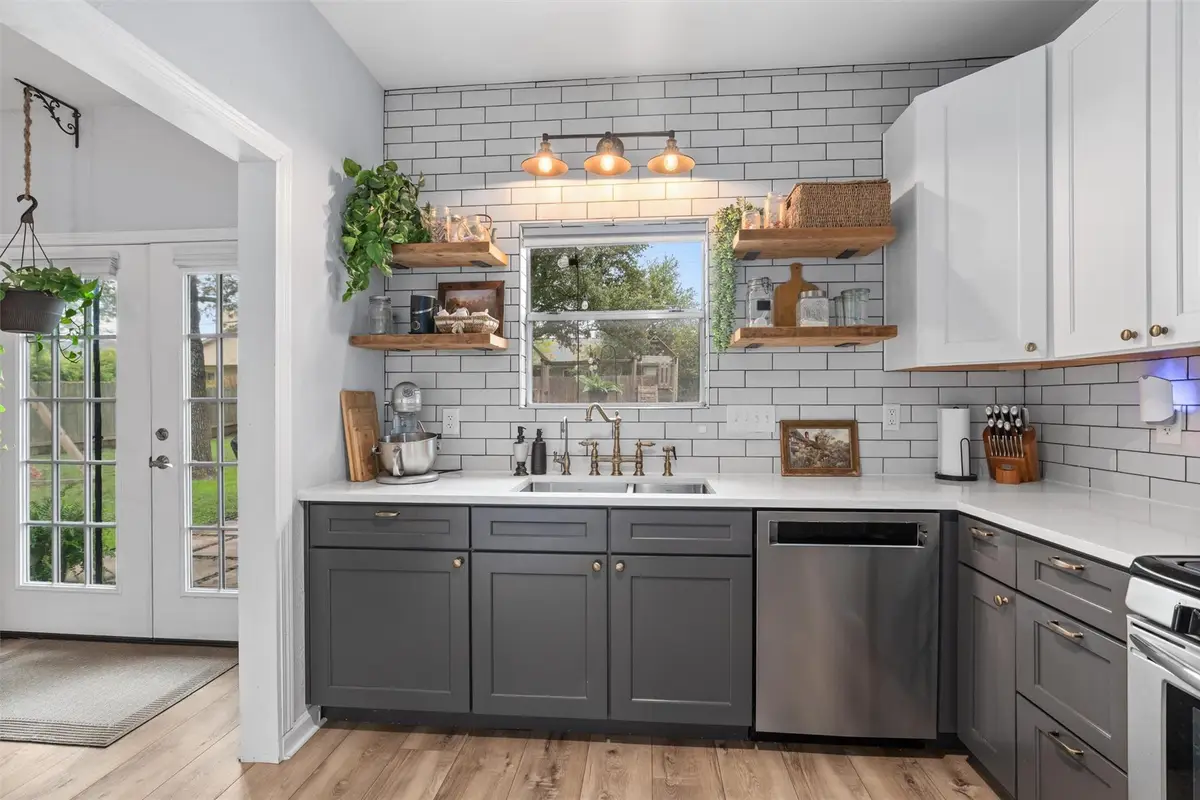 1209 York Castle Dr, Pflugerville, TX 78660 - #1