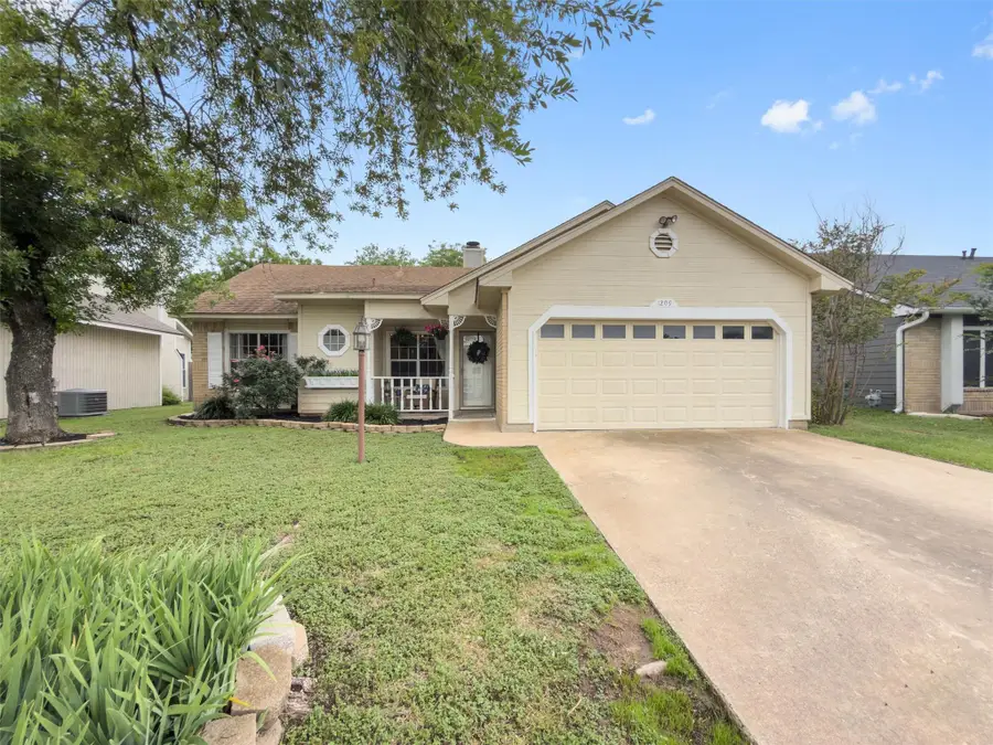 1209 York Castle Dr, Pflugerville, TX 78660 - #2