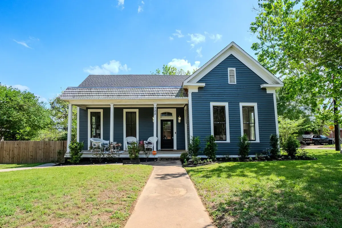 705 W Fifth St, Brenham, TX 77833 - #1