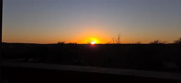 17708 Linkhill Dr, Dripping Springs, TX 78620