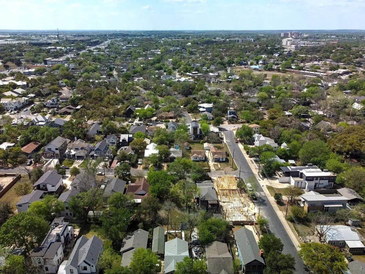 304 Ben Howell Dr, Austin, TX 78704 - #1