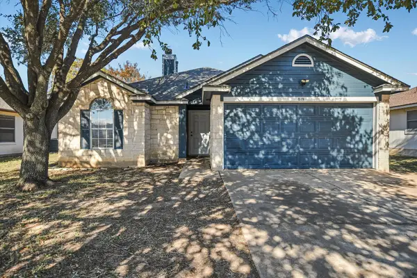 819 Sonny Dr, Leander, TX 78641