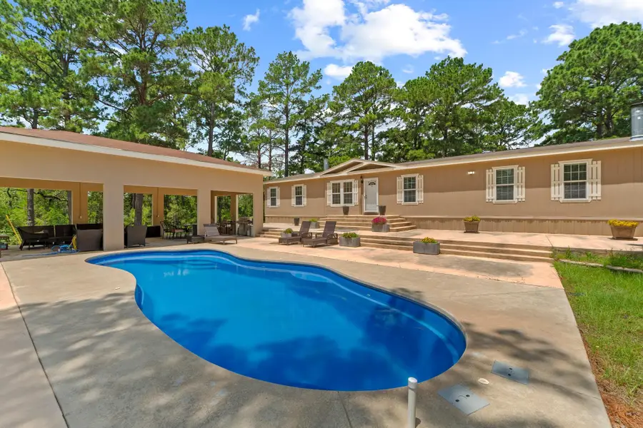 438 Kellar Rd, Smithville, TX 78957 - #2