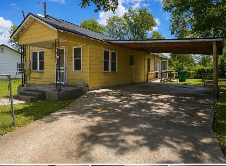 110 E Rio Grande St, Taylor, TX 76574 - #1