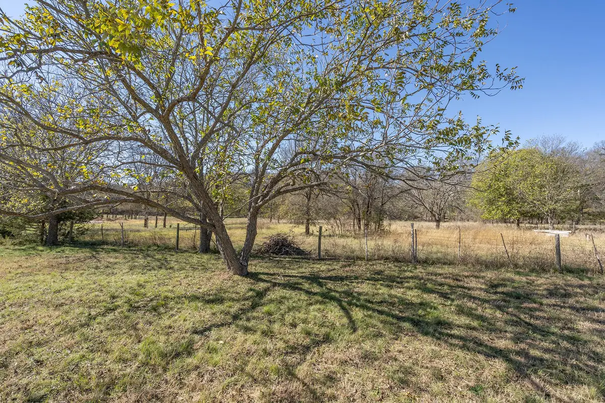 138 River Rd, Liberty Hill, TX 78642 - #1