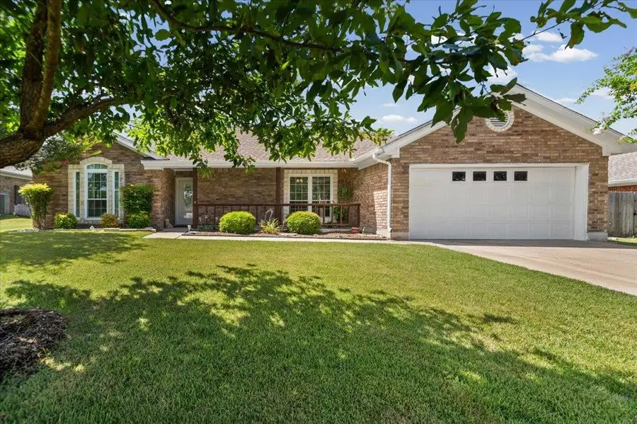 1601 E Johnson St, Burnet, TX 78611 - #2