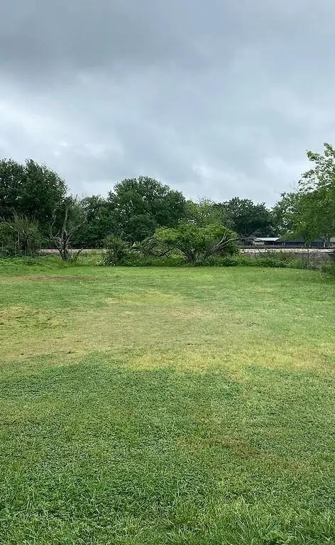 TBD N N Caldwell St, Giddings, TX 78942