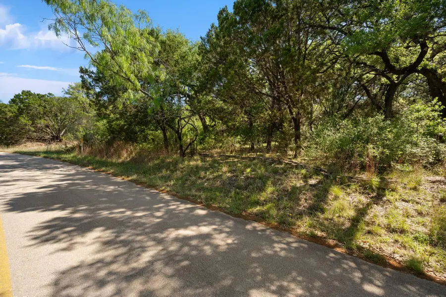 5905 Shaw Dr, Marble Falls, TX 78654 - #2