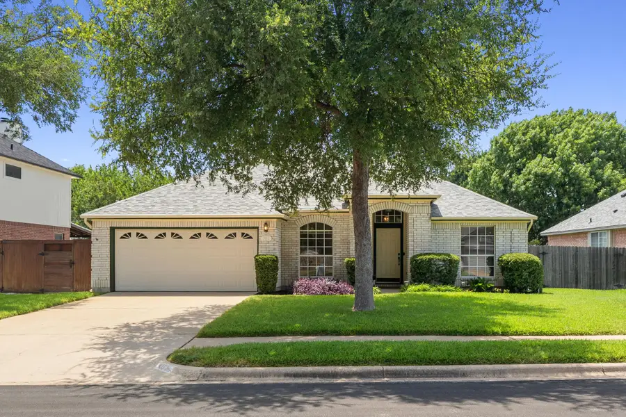 303 Sycamore Dr, Cedar Park, TX 78613 - #2