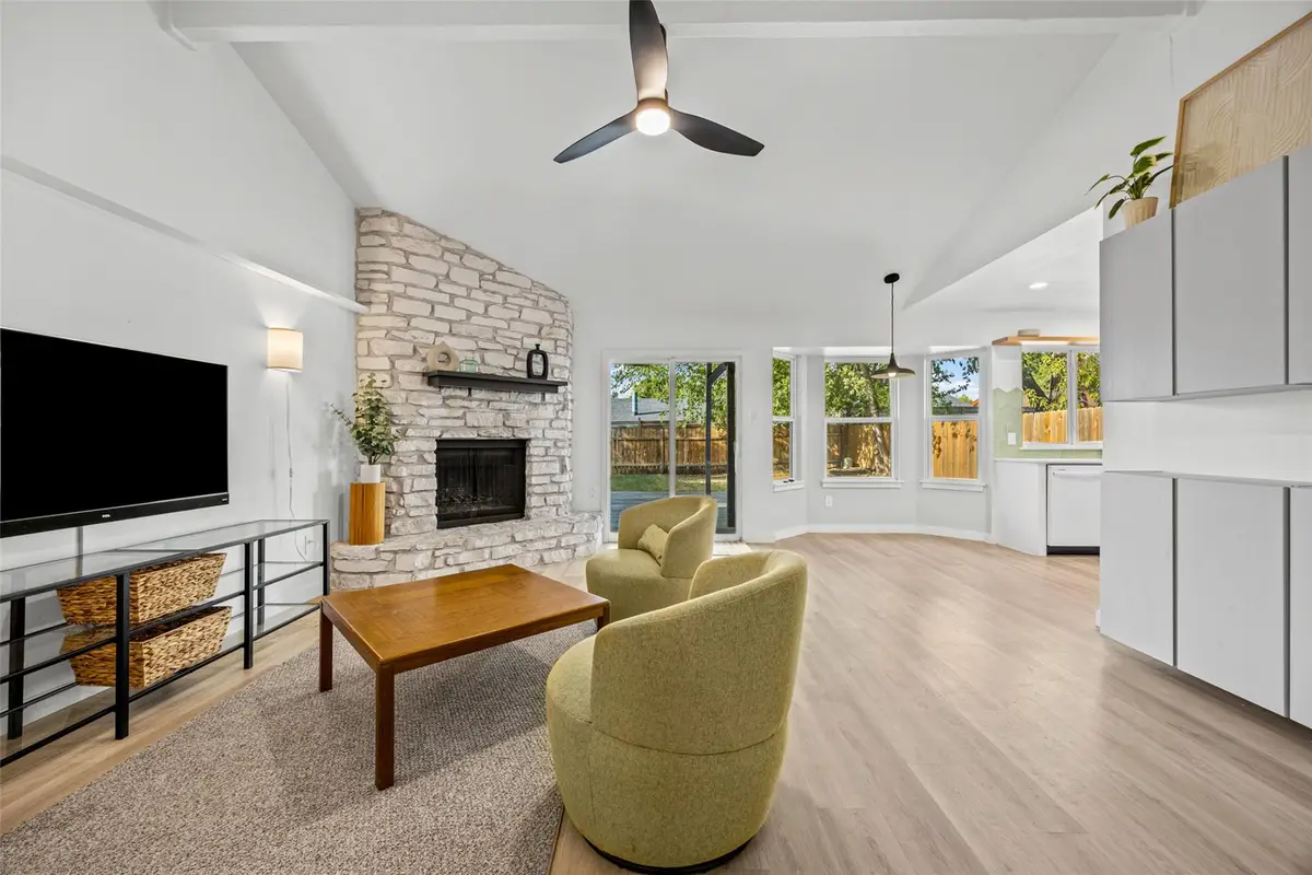 4703 Candletree Ln, Austin, TX 78744 - #1