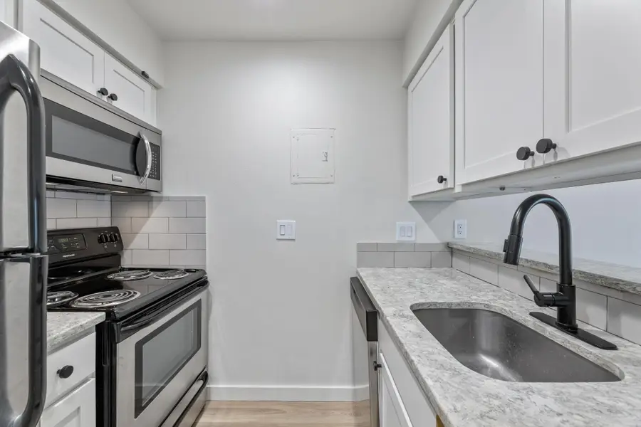 3819 Southway Dr #208, Austin, TX 78704 - #2