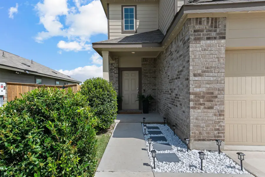 576 Greatest Gift Way, Jarrell, TX 76537 - #3