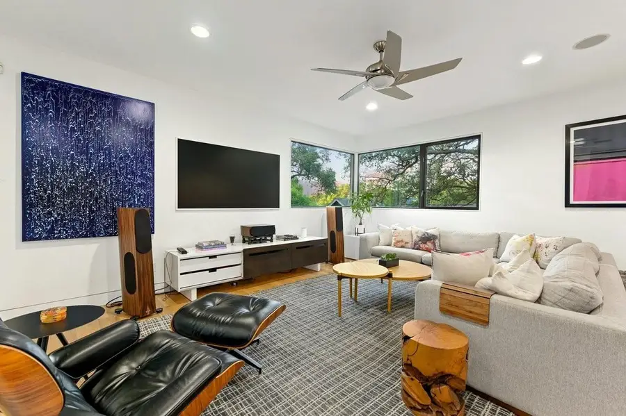 1402 Alta Vista Ave, Austin, TX 78704 - #3