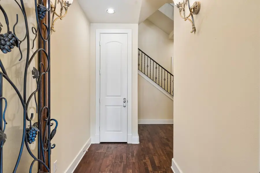 1529 Barton Springs Rd #9, Austin, TX 78704 - #3