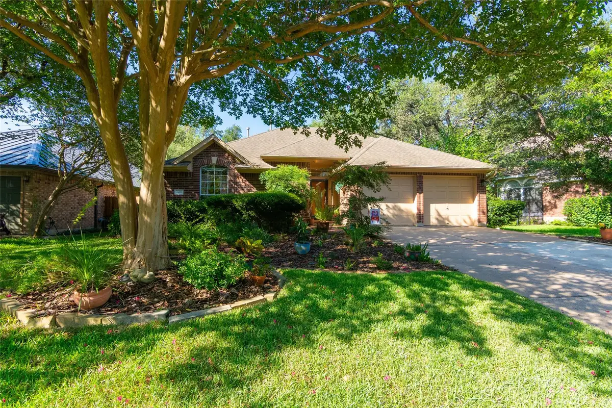 6411 Clairmont Dr, Austin, TX 78749 - #1