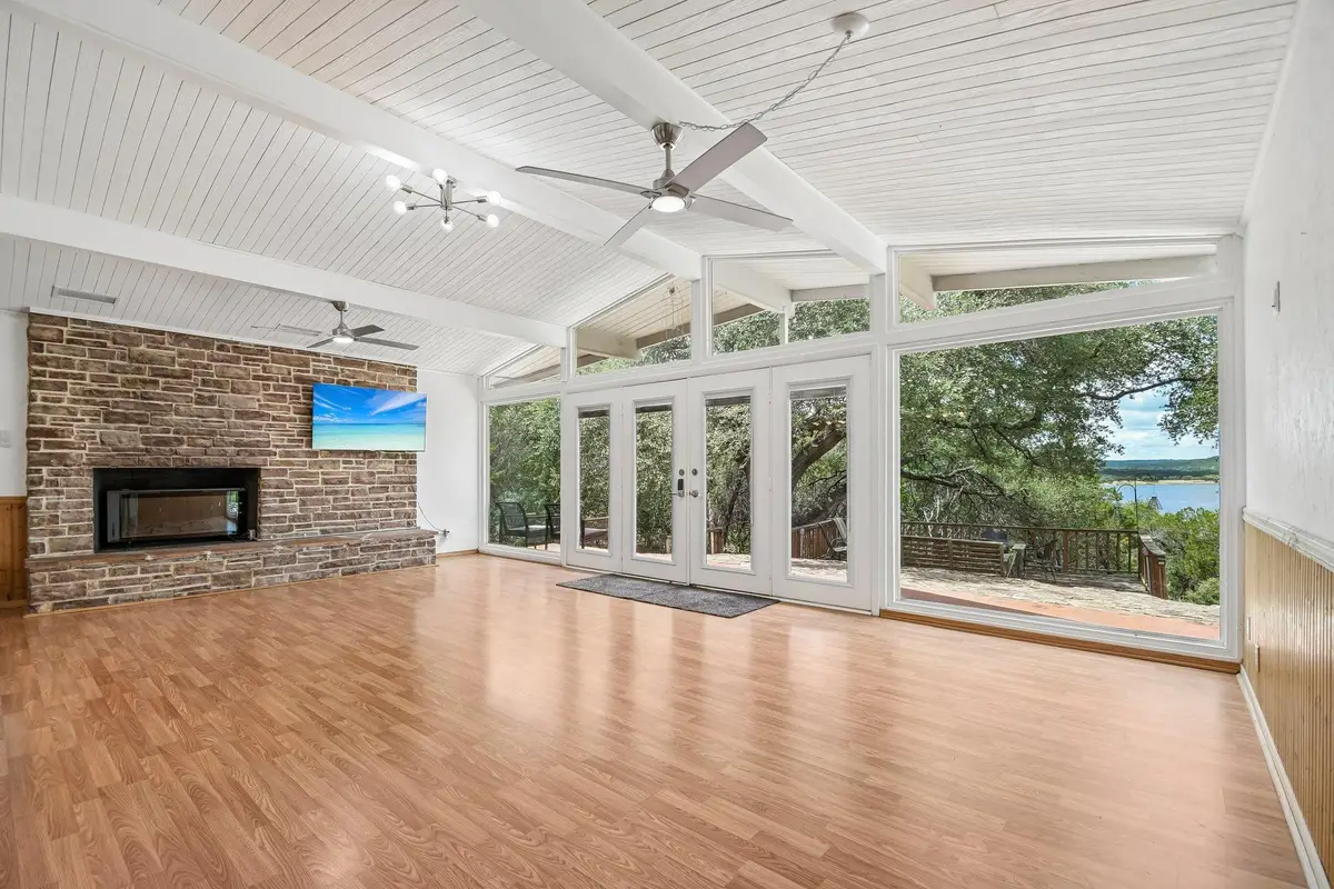 21103 Dawn Dr, Lago Vista, TX 78645 - #1