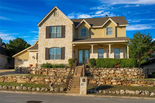 758 Mission Hts, New Braunfels, TX 78130