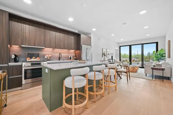 2209 S 1st St #209, Austin, TX 78704