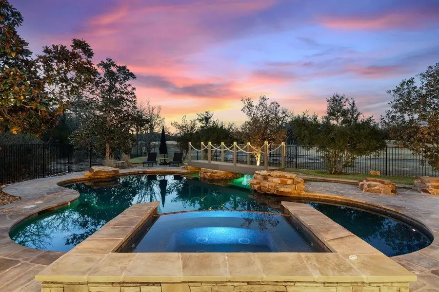 7916 Crandall Rd, Austin, TX 78739 - #3