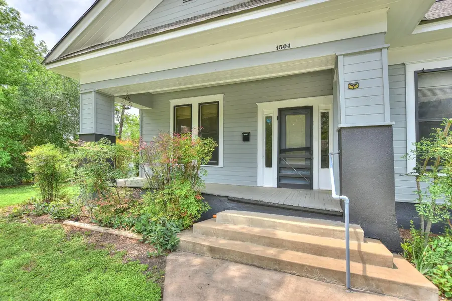 1504 Maple St, Georgetown, TX 78626 - #2