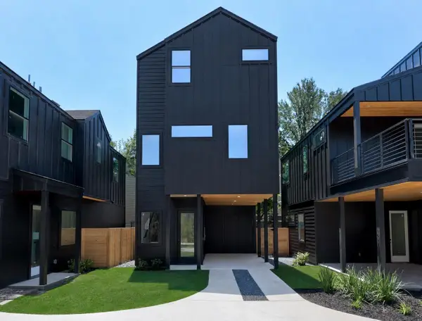 6502 Porter St #2, Austin, TX 78741
