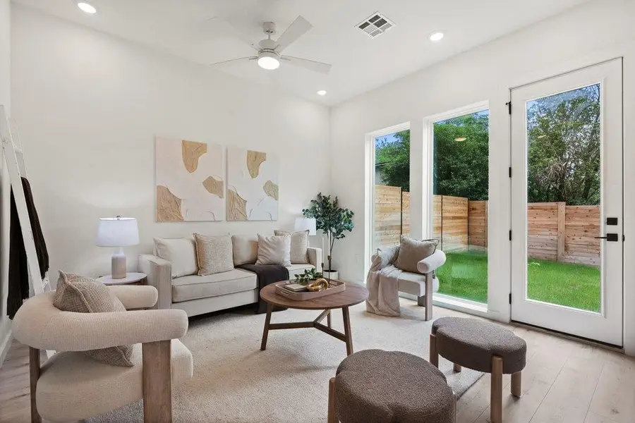 401 N Bluff Dr #10101, Austin, TX 78745 - #3