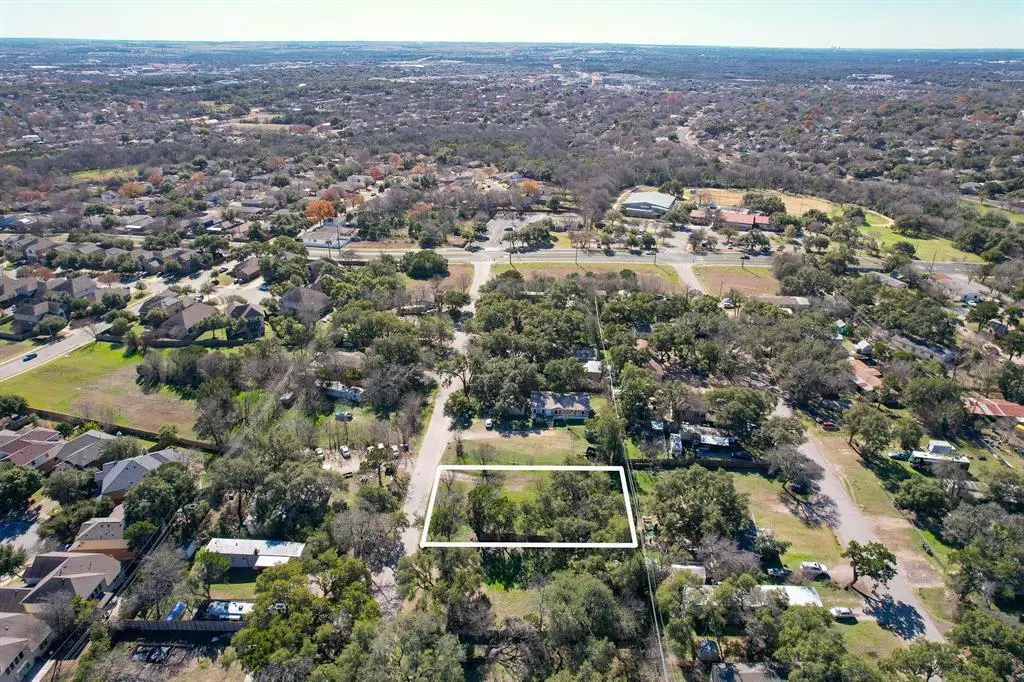 7904 Persimmon Trl, Austin, TX 78745 - #1