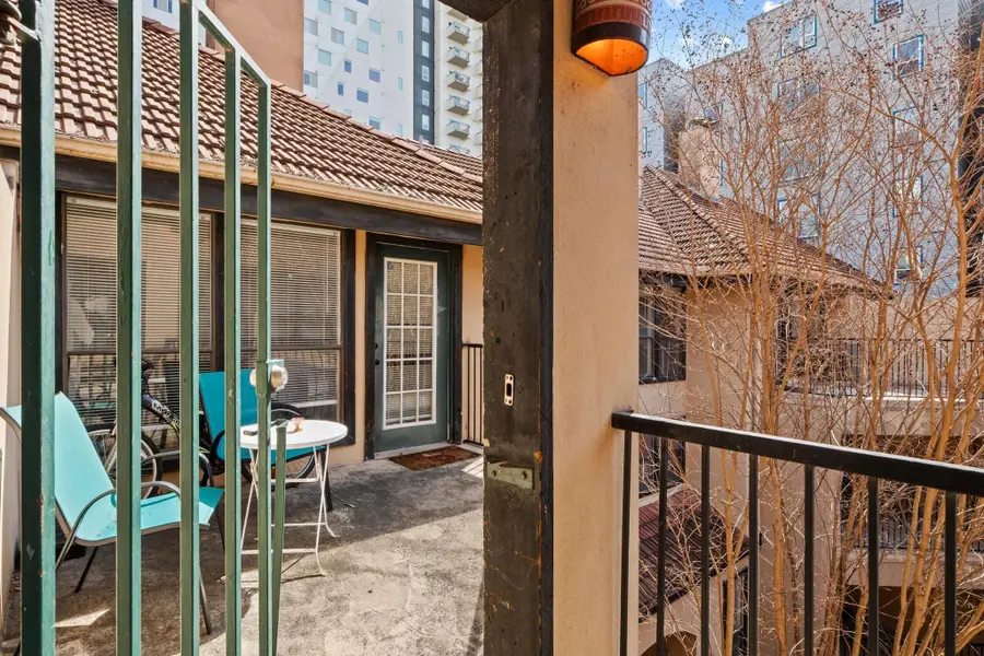 2110 Rio Grande St #303, Austin, TX 78705 - #3
