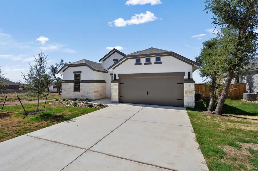 228 Scenic Hills Cir, Georgetown, TX 78628 - #2