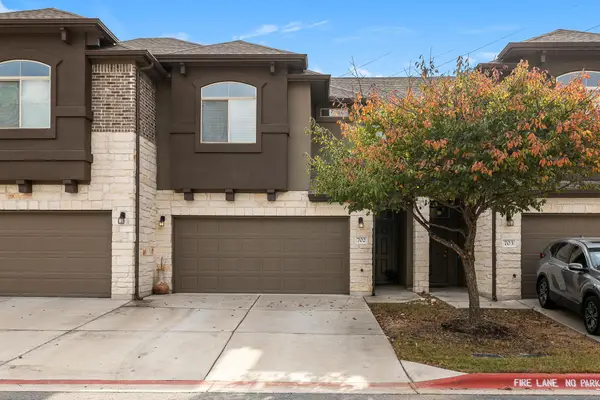 2880 Donnell Dr #702, Round Rock, TX 78664