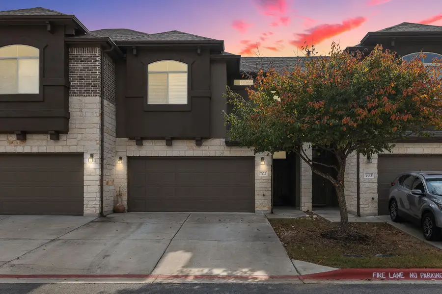 2880 Donnell Dr #702, Round Rock, TX 78664 - Image #2