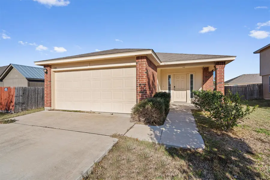 180 Eagle Dr, Luling, TX 78648 - Image #3