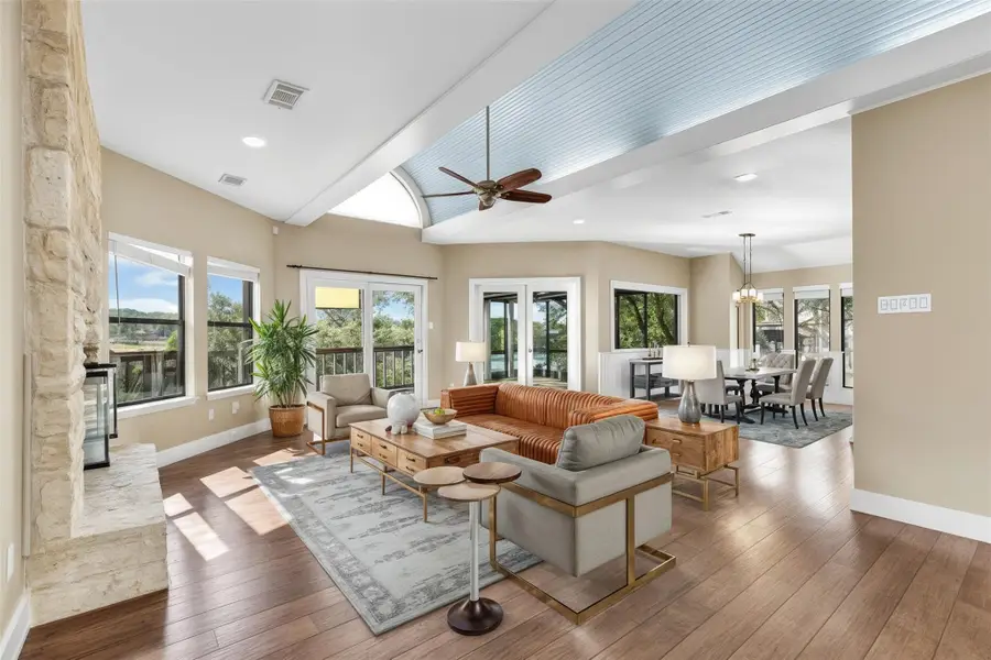 22012 Briarcliff Dr, Spicewood, TX 78669 - Image #3