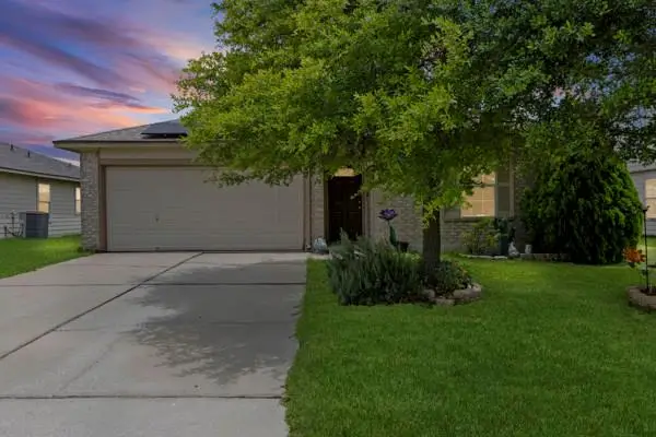 120 Holland St, Hutto, TX 78634