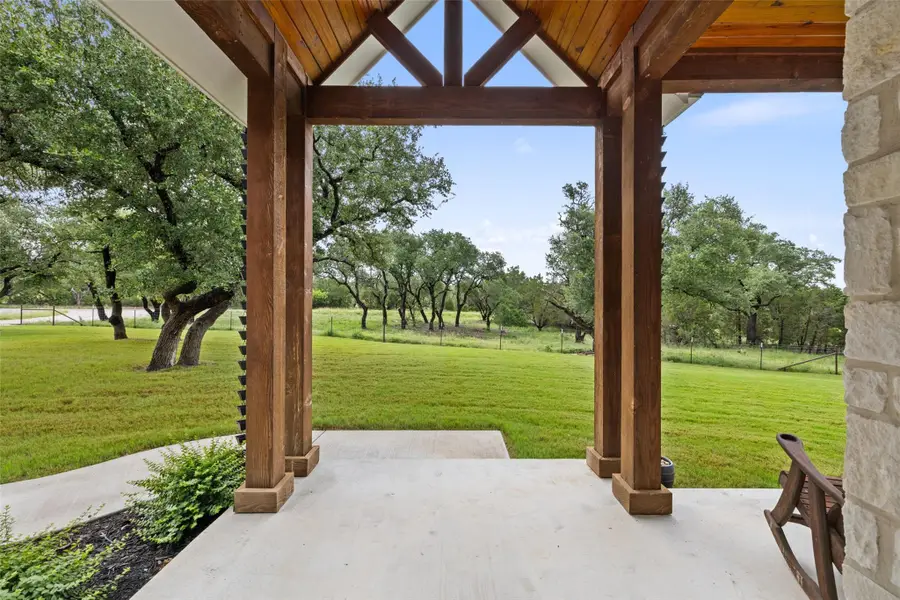 210 Levon Ln, Burnet, TX 78611 - #2