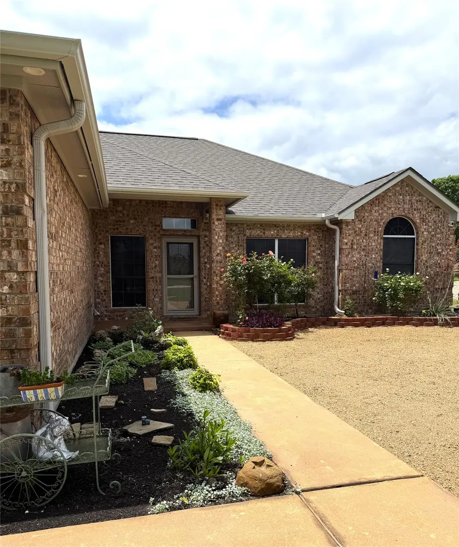 7396 Cr 424, Thrall, TX 76578 - #3