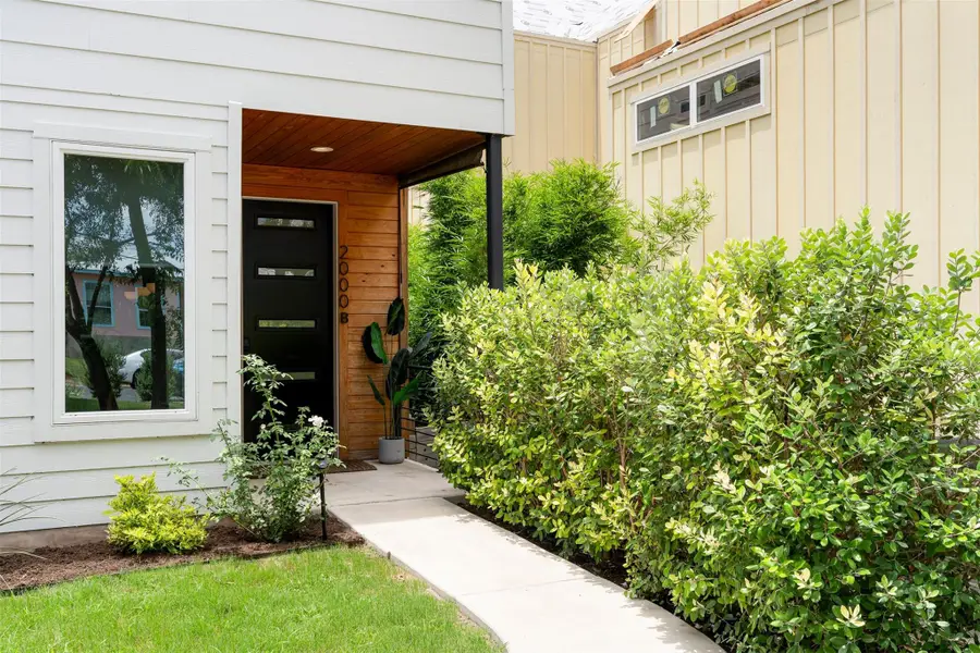 2000 Greenwood Ave #B, Austin, TX 78723 - #3