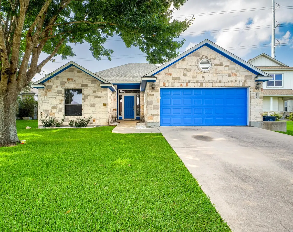 212 Cailin Ct, Burnet, TX 78611 - #1