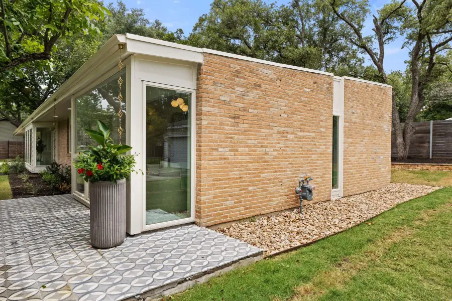 1503 E 15th St, Georgetown, TX 78626 - Image #3