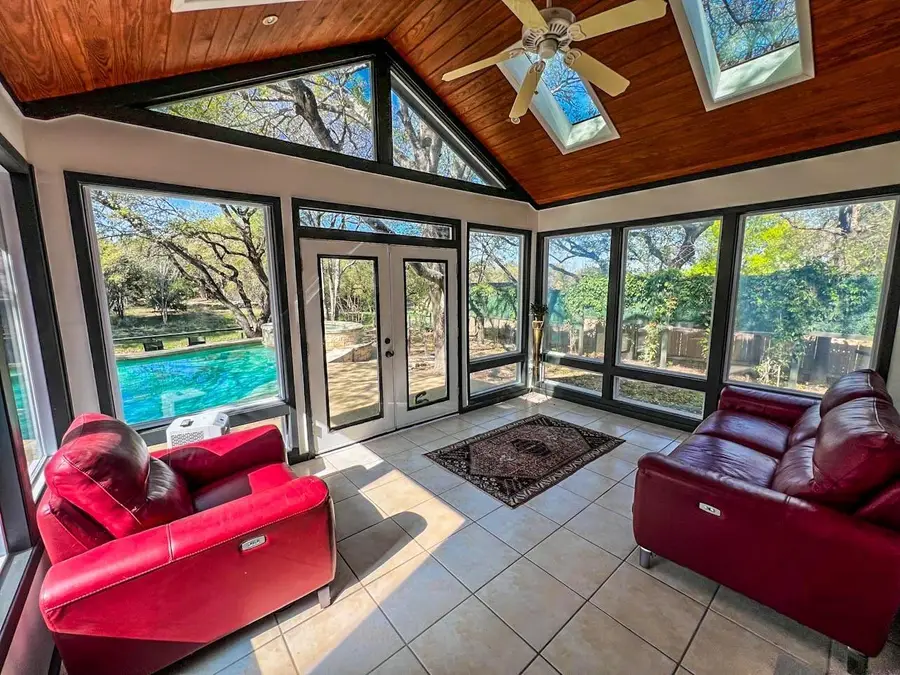 730 Shade Tree Dr, Austin, TX 78748 - #2