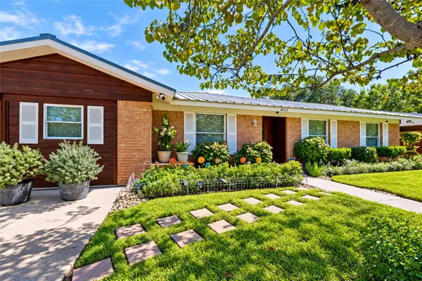 8015 Gault St, Austin, TX 78757