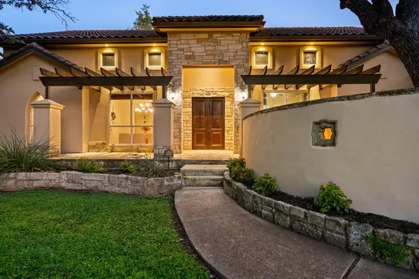 901 Palos Verdes, Leander, TX 78641