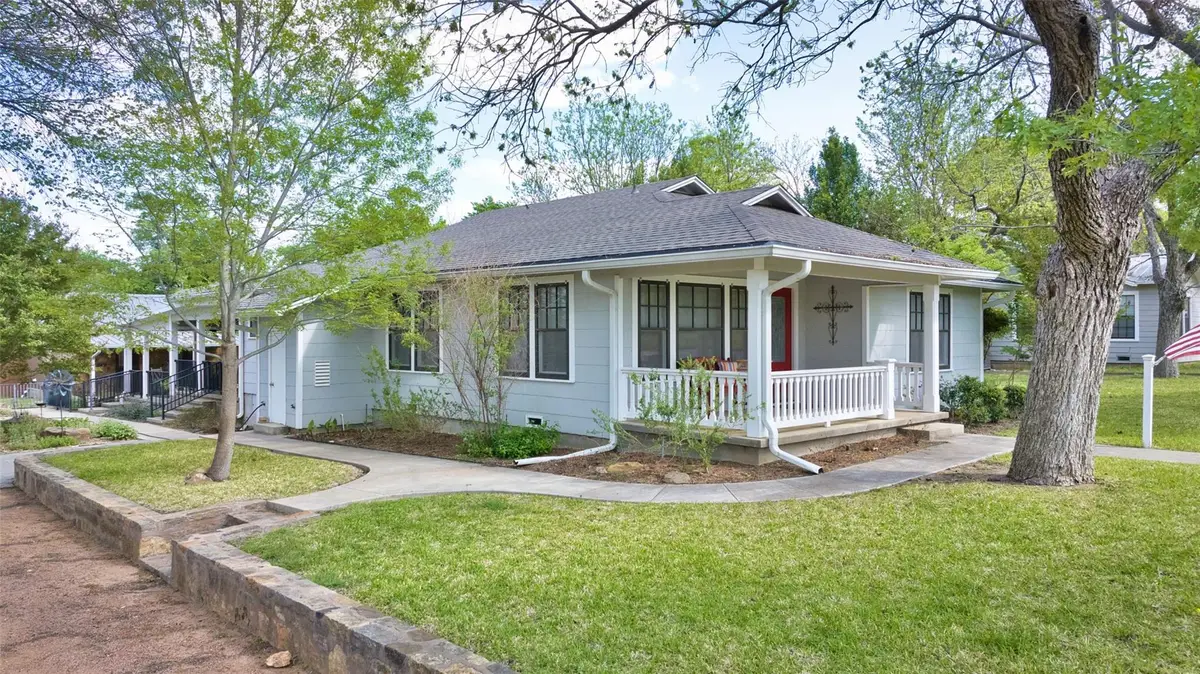 761 Post Hill St, Mason, TX 76856 - #1