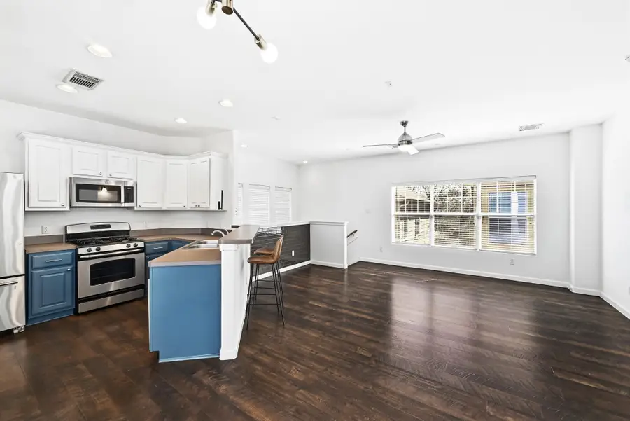 2821 Saville Loop #21C, Austin, TX 78741 - #3