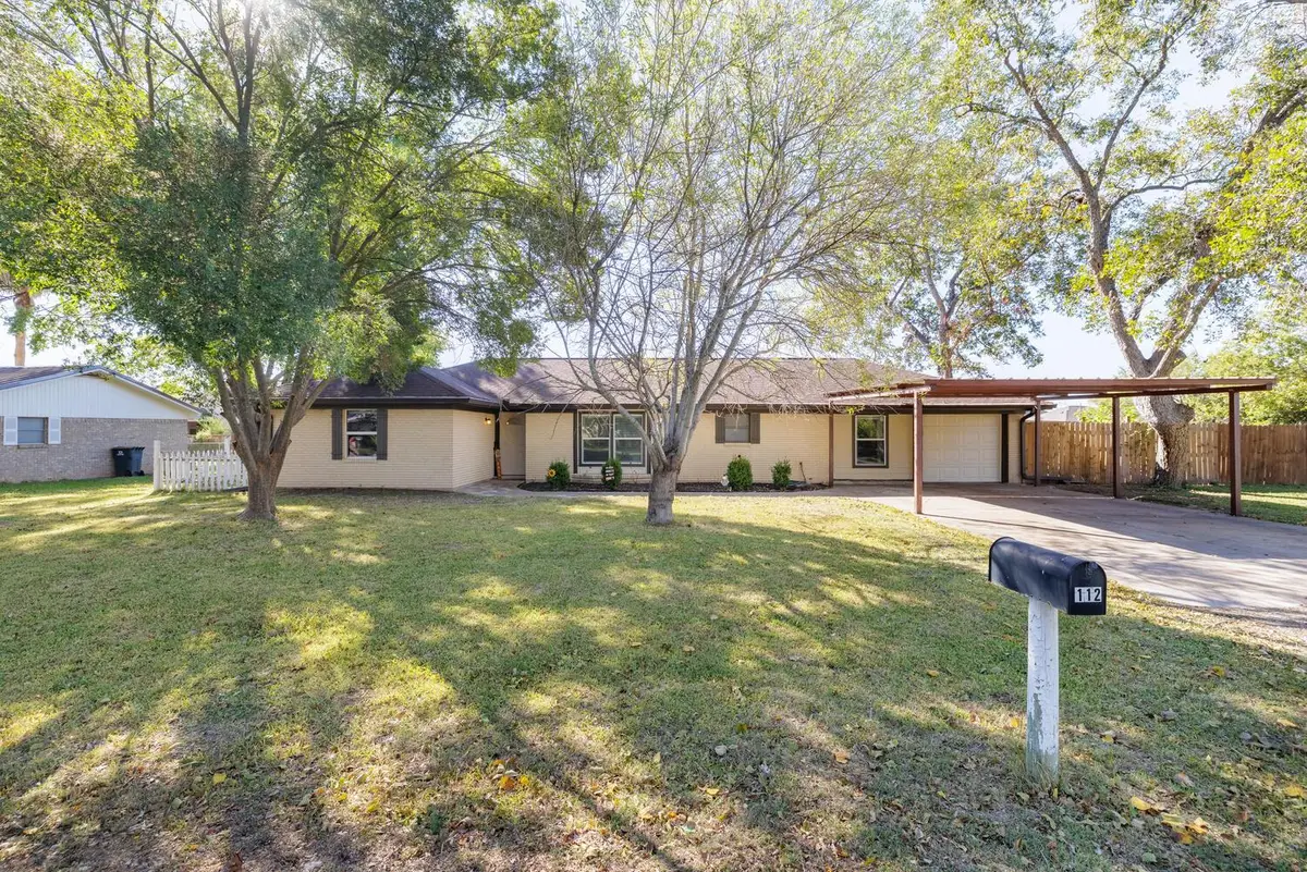 112 Maynard St, Bastrop, TX 78602 - Image #1