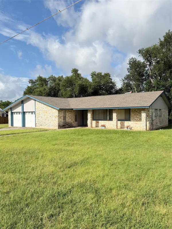1208 Brushy Bend Dr, Round Rock, TX 78681