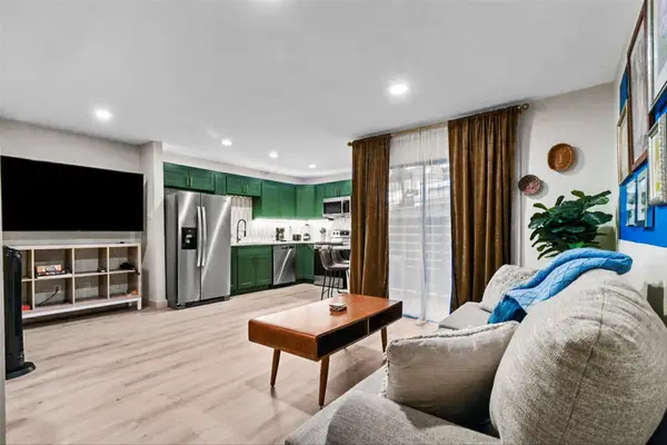 1840 Burton Dr #192, Austin, TX 78741