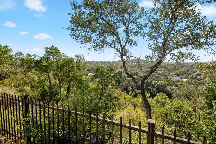 2707 Bartons Bluff Ln, Austin, TX 78746 - Image #3