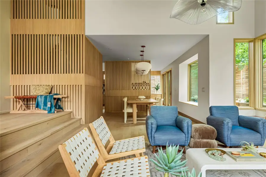 1102 Charlotte St, Austin, TX 78703 - #2